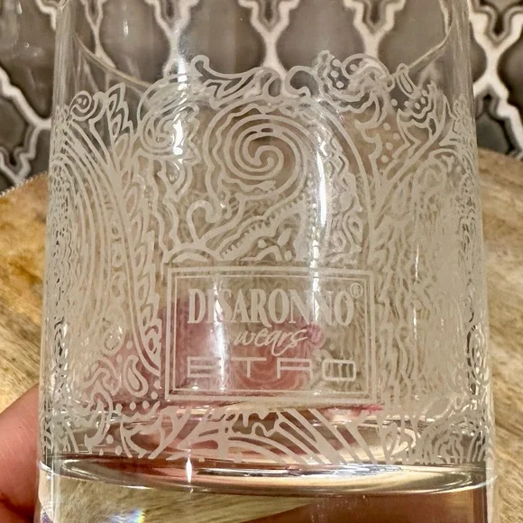 ETRO - Disaronno Wears Etro Limited Edition Gift Set. - Picture 11 of 17